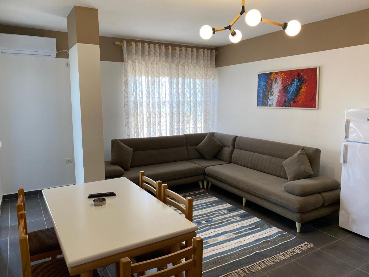 Bellavista Qerret Apartment 1 Golem  Buitenkant foto