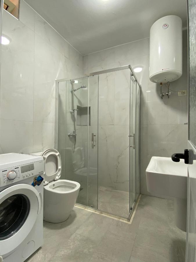 Bellavista Qerret Apartment 1 Golem  Buitenkant foto